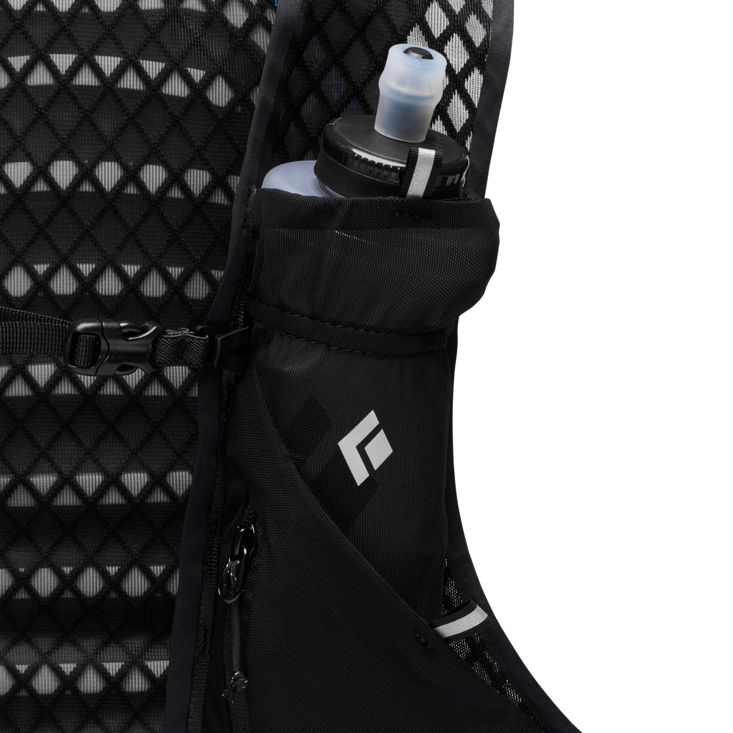 Women's Distance 15 Backpack - Image 14