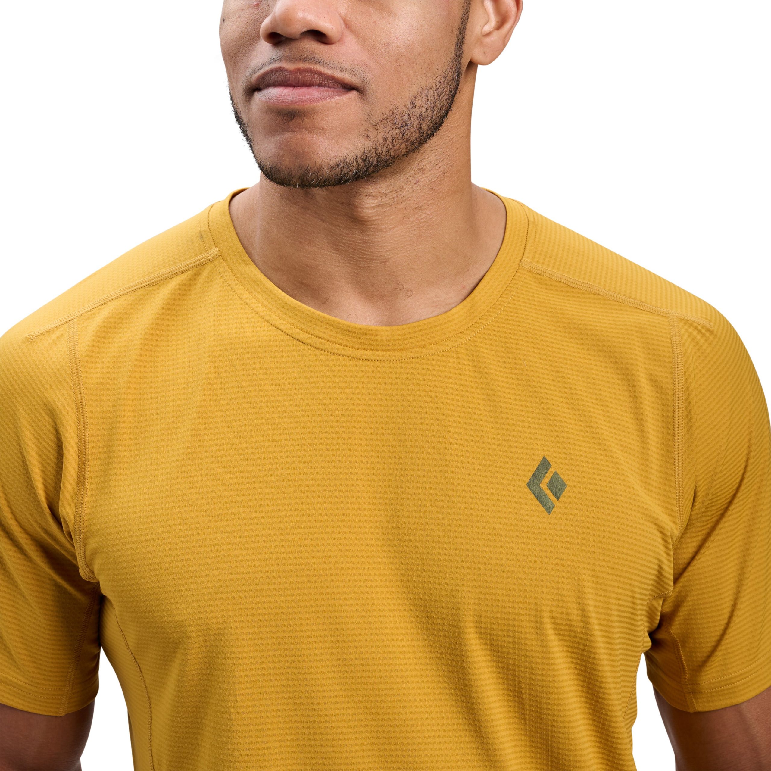 Men's Distance Short Sleeve Tech Tee - Past Season - Image 11