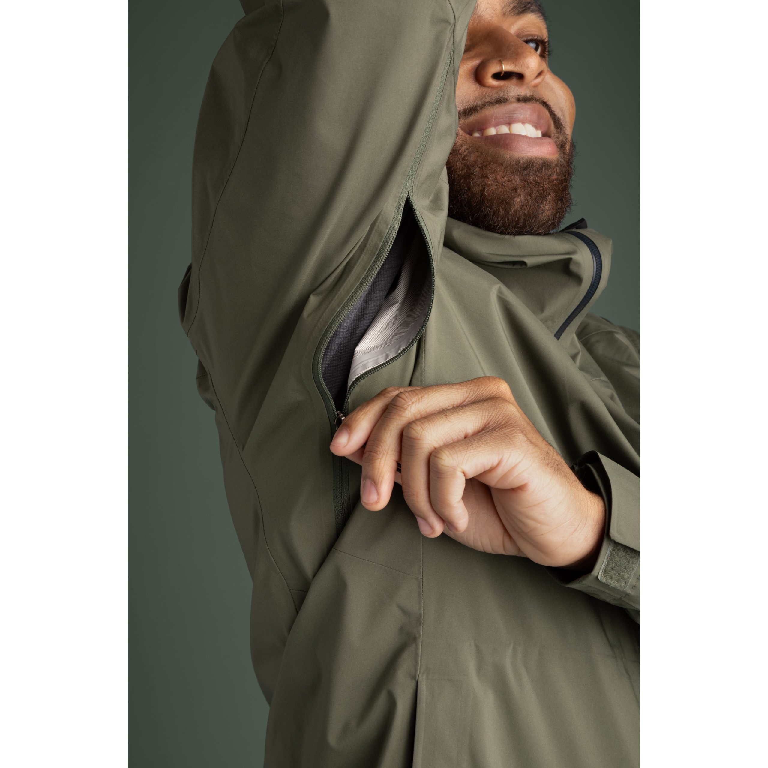 BD X AllTrails Men's Fineline Stretch Shell - Image 4